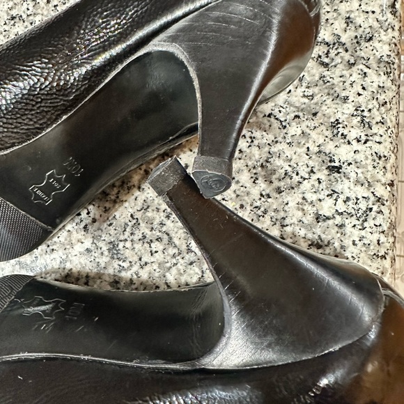 Tory Burch heel - Picture 5 of 5